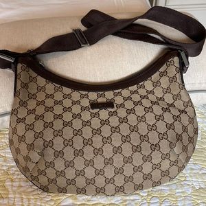 Gucci Classic Cross Body Bag